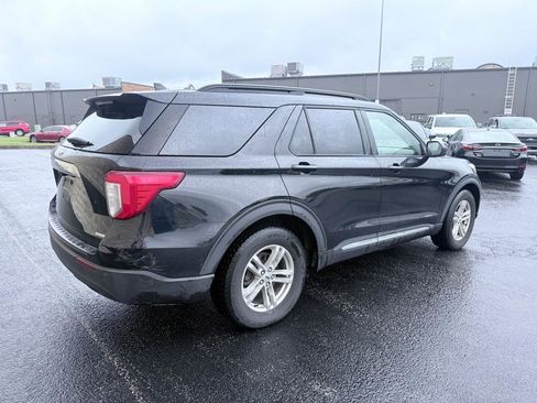 Used 2020 Ford Explorer XLT RWD image 4