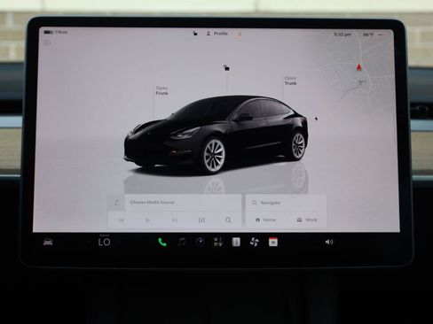 Used 2023 Tesla Model 3 Standard Range RWD image 36