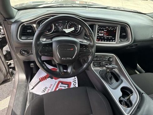 Used 2022 Dodge Challenger R/T Scat Pack RWD image 15