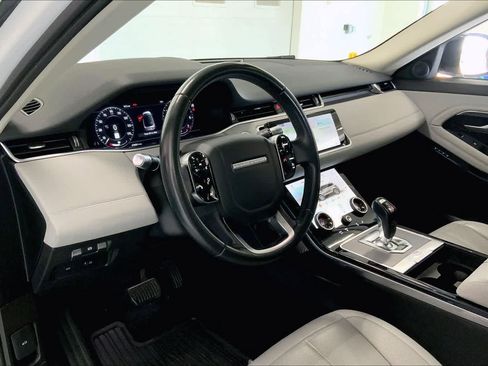 Used 2020 Land Rover Range Rover Evoque SE AWD/4WD image 2