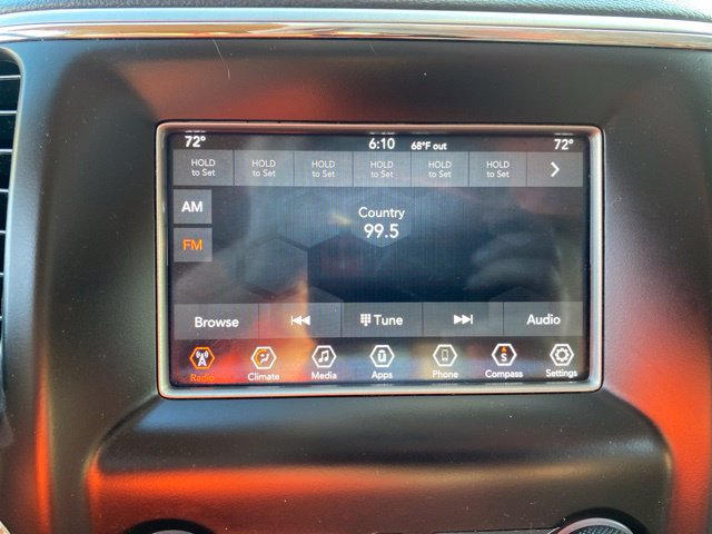Used 2019 Jeep Grand Cherokee Laredo AWD/4WD image 24