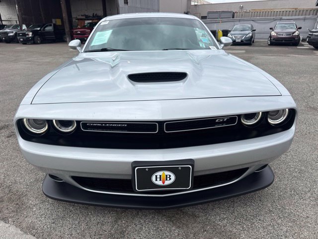 Used 2023 Dodge Challenger GT RWD image 2