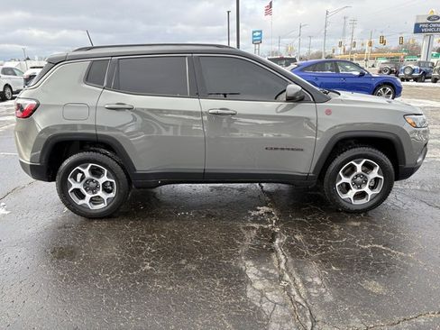 Used 2022 Jeep Compass Trailhawk w/ Trailhawk Convenience Group image 6