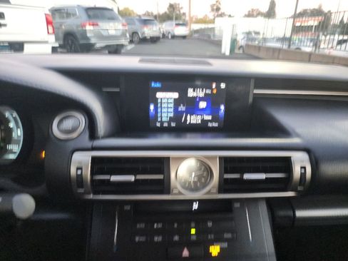 Used 2015 Lexus IS 250 image 16