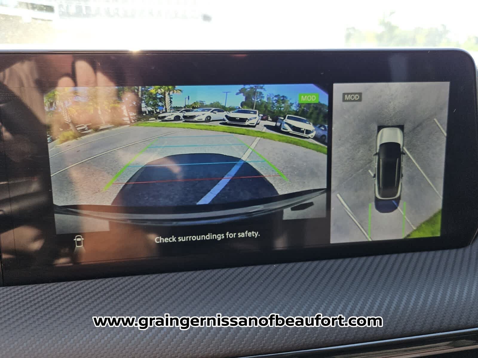 Used 2025 Nissan Kicks SR FWD image 9
