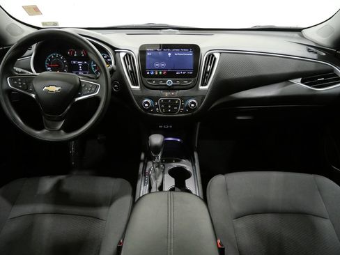 Used 2024 Chevrolet Malibu LT image 10