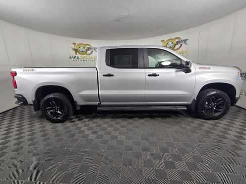 Certified 2021 Chevrolet Silverado 1500 LT Trail Boss w/ Safety Package AWD/4WD image 10