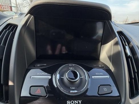 Used 2019 Ford Escape Titanium image 8