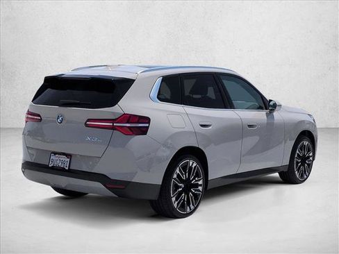 Used 2025 BMW X3 xDrive30i w/ Convenience Package AWD/4WD image 5