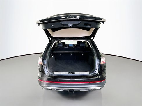 Used 2021 Lincoln Nautilus Reserve w/ Equipment Group 202A image 29