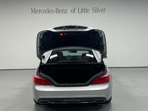 Used 2013 Mercedes-Benz SL 550 image 7