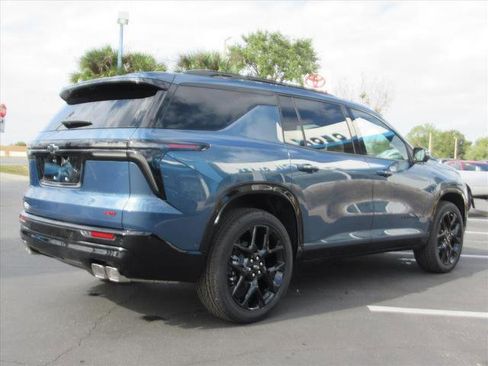 New 2026 Chevrolet Traverse RS image 4