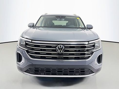 Used 2025 Volkswagen Atlas SEL image 2