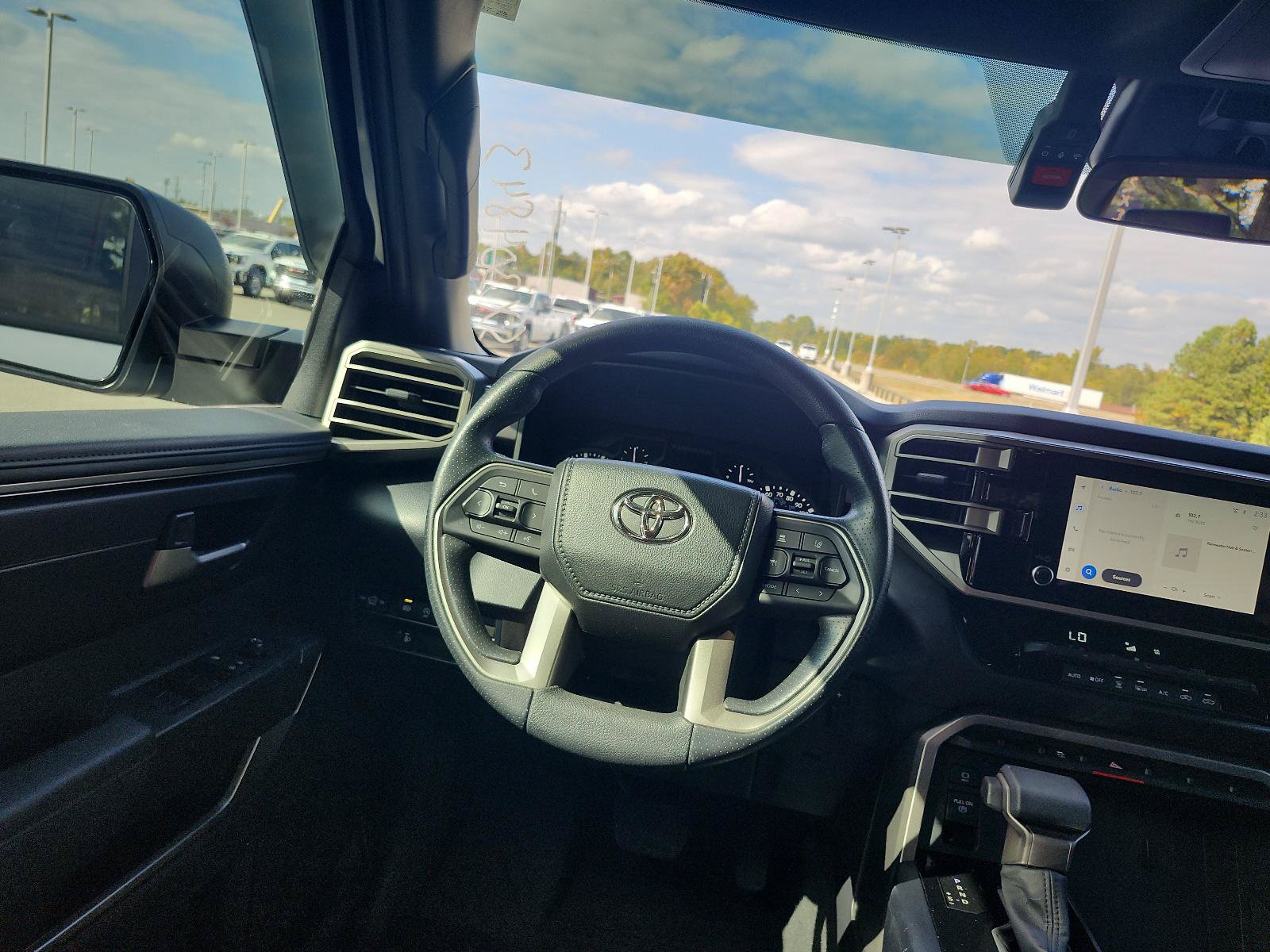 Used 2025 Toyota Tundra SR5 AWD/4WD image 14