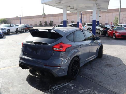 Used 2017 Ford Focus RS AWD/4WD image 3