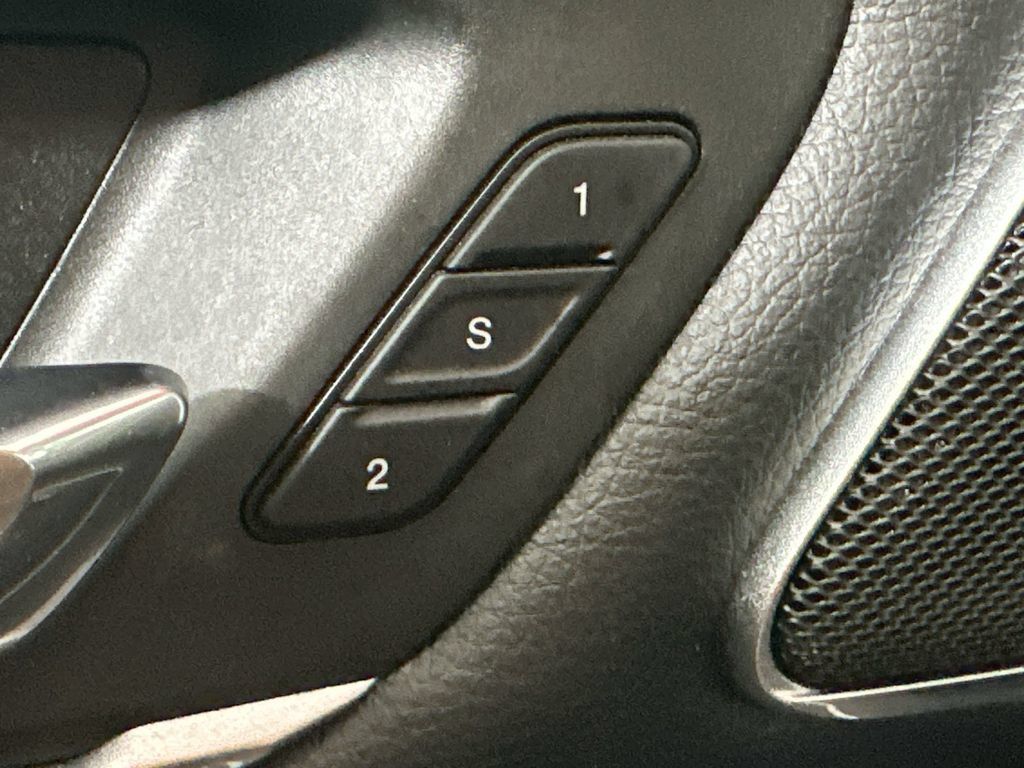 Used 2019 RAM 1500 Laramie RWD image 22