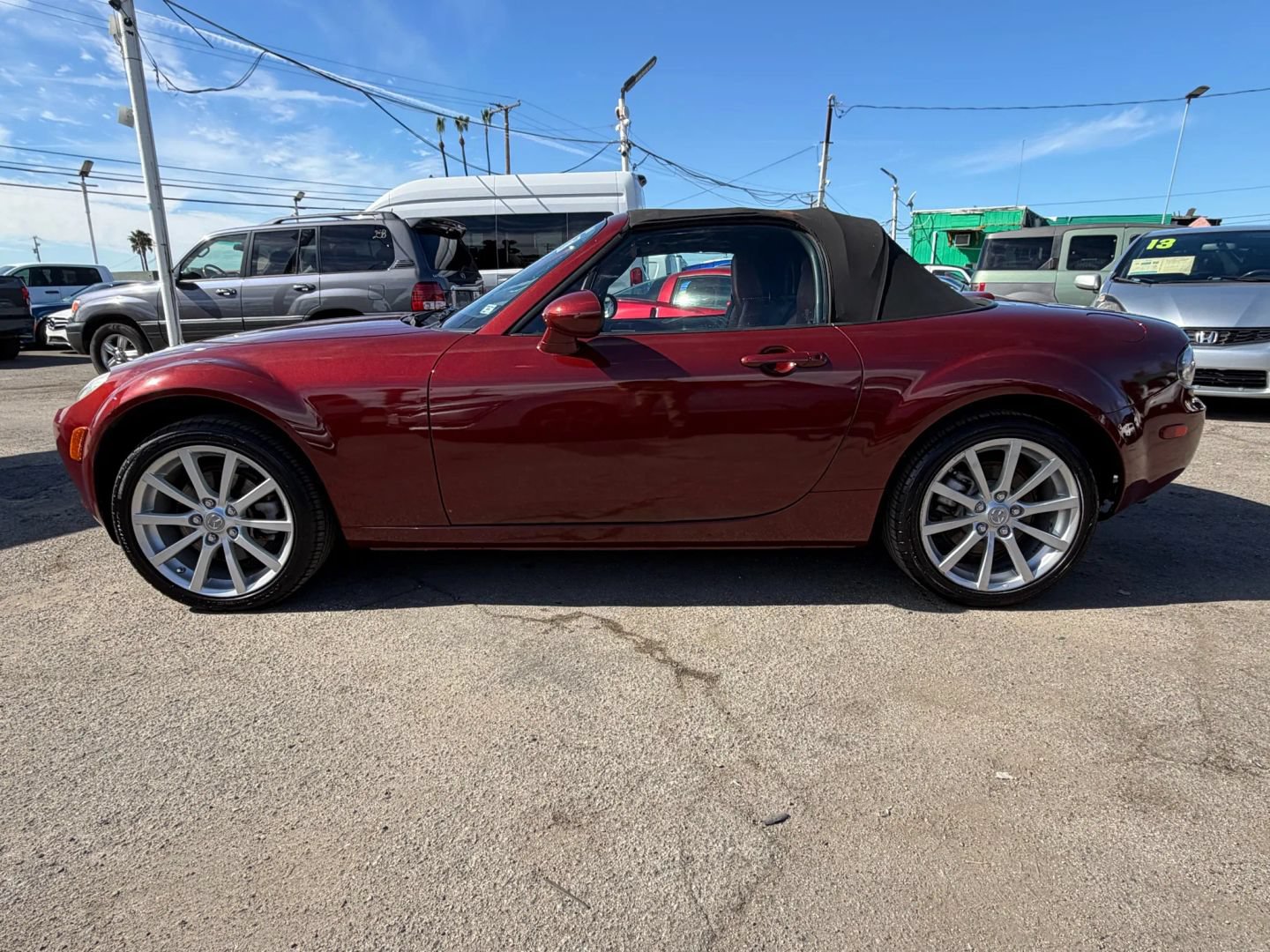 Used 2006 MAZDA MX-5 Miata Grand Touring RWD image 5