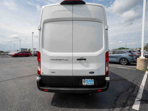 Used 2023 Ford Transit 250 148 High Roof Extended AWD image 5