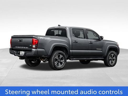 Used 2019 Toyota Tacoma TRD Sport w/ Technology Package AWD/4WD image 7
