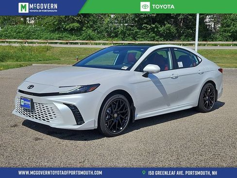 New 2026 Toyota Camry Hybrid AWD/4WD image 1