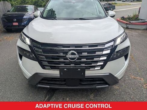 Certified 2024 Nissan Rogue SL image 9