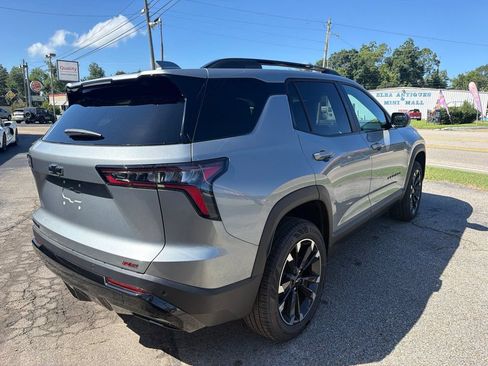 New 2026 Chevrolet Equinox RS w/ Convenience Package III FWD image 5