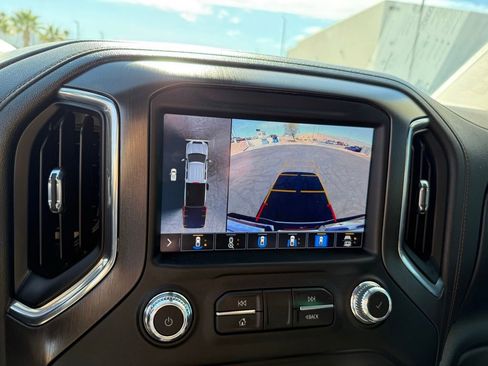 Certified 2023 GMC Sierra 2500 AT4 w/ AT4 Premium Plus Package image 32