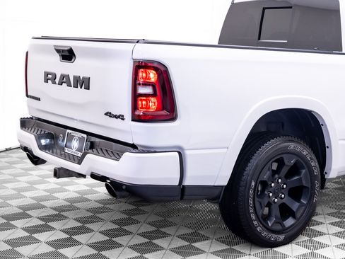 Used 2025 RAM 1500 Big Horn AWD/4WD image 35