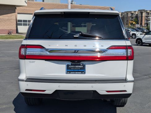 Used 2020 Lincoln Navigator Reserve w/ Luxury Package AWD/4WD image 4
