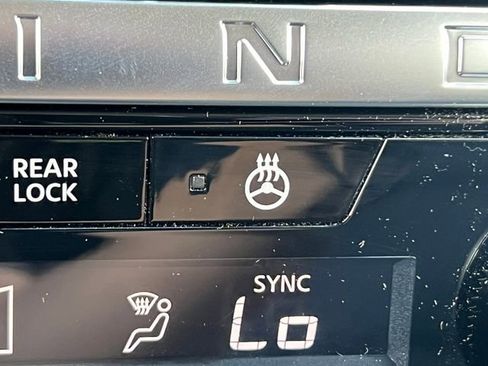 New 2026 Nissan Pathfinder SL AWD/4WD image 25