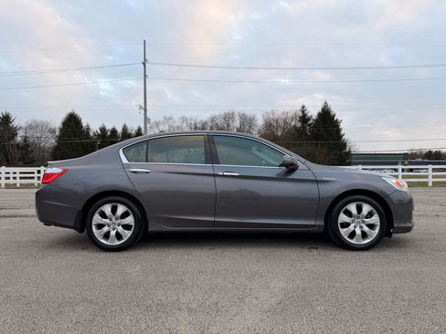 Used 2014 Honda Accord Touring image 4