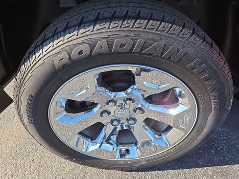 Certified 2022 RAM 1500 Big Horn AWD/4WD image 10