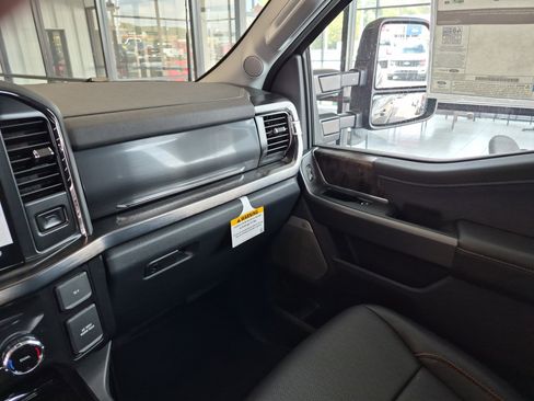 New 2026 Ford F250 Lariat w/ Tremor Off-Road Package image 21