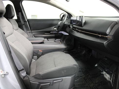 Used 2024 Nissan Ariya FWD image 10