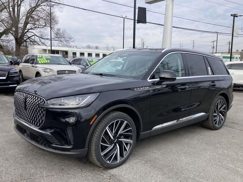New 2025 Lincoln Aviator Reserve w/ Equipment Group 201A image 9