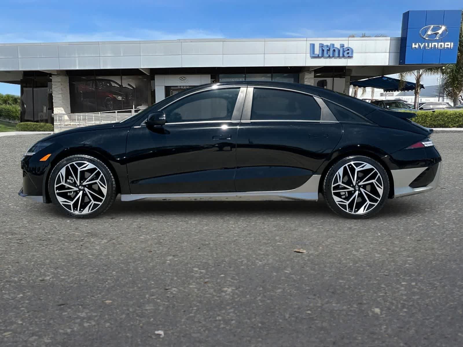 Used 2024 Hyundai Ioniq 6 SEL RWD image 6