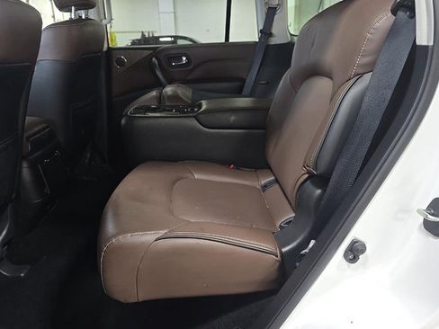 Used 2023 INFINITI QX80 Premium Select w/ Cargo Package AWD/4WD image 9
