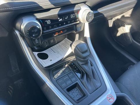 Certified 2025 Toyota RAV4 XLE image 18