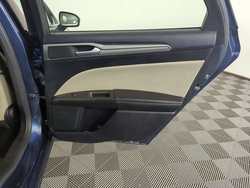 Used 2019 Ford Fusion S FWD image 28