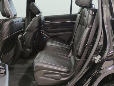 Used 2022 Jeep Grand Cherokee L Overland AWD/4WD image 13