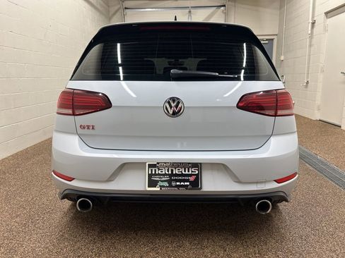 Used 2020 Volkswagen GTI SE FWD image 3