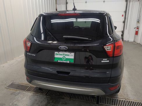 Used 2019 Ford Escape SE FWD image 7