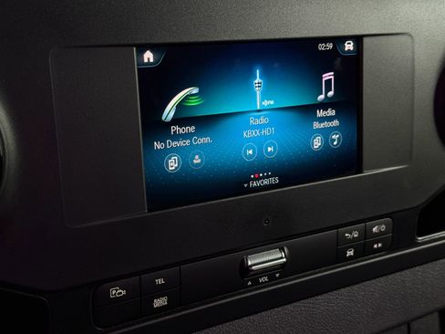 Used 2023 Mercedes-Benz Sprinter 3500 image 35