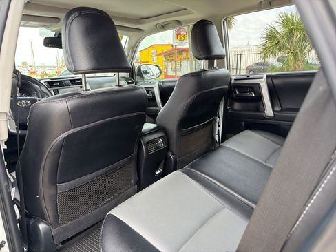 Used 2022 Toyota 4Runner SR5 Premium w/ Moonroof Package image 14