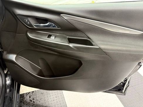 Used 2022 Chevrolet Bolt LT w/ Driver Confidence Package image 20