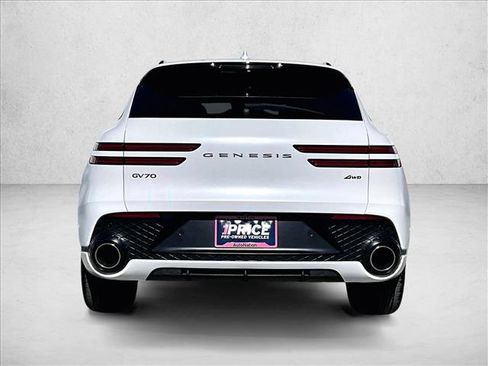Used 2023 Genesis GV70 2.5T w/ Sport Prestige Package image 4