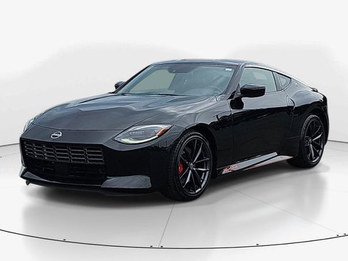 Used 2024 Nissan Z Performance w/ Floor Mat Package RWD image 8