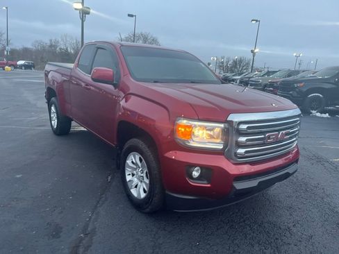 Used 2017 GMC Canyon SLE w/ SLE Convenience Package image 7