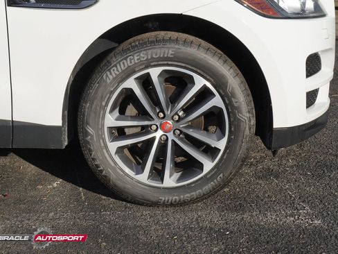 Used 2019 Jaguar F-PACE Premium image 10