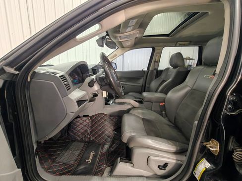 Used 2006 Jeep Grand Cherokee SRT8 w/ SRT Option Group I AWD/4WD image 23
